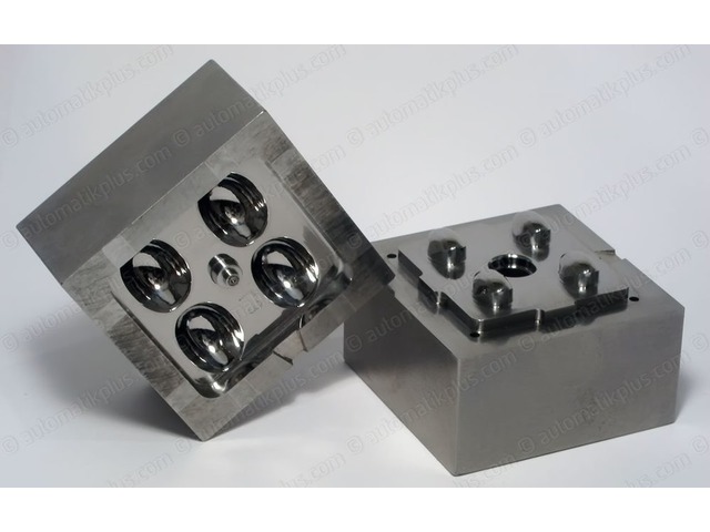 انواع دستگاههای دایکاست و 2 نوع آن 15 die casting mold